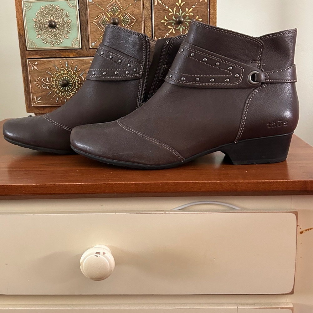 Taos leather booties